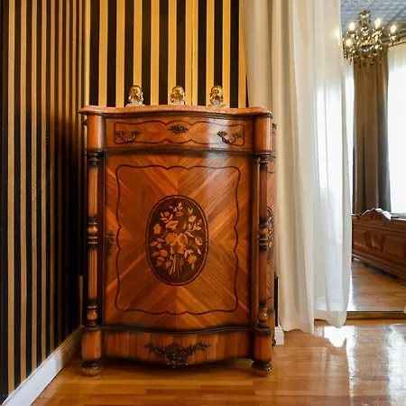 Centrally Located 2br With Balcony & Unique Design