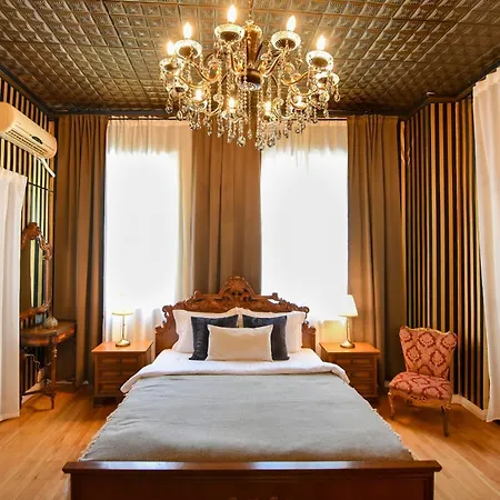 Centrally Located 2br With Balcony & Unique Design Bucarest