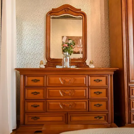 Centrally Located 2br With Balcony & Unique Design *