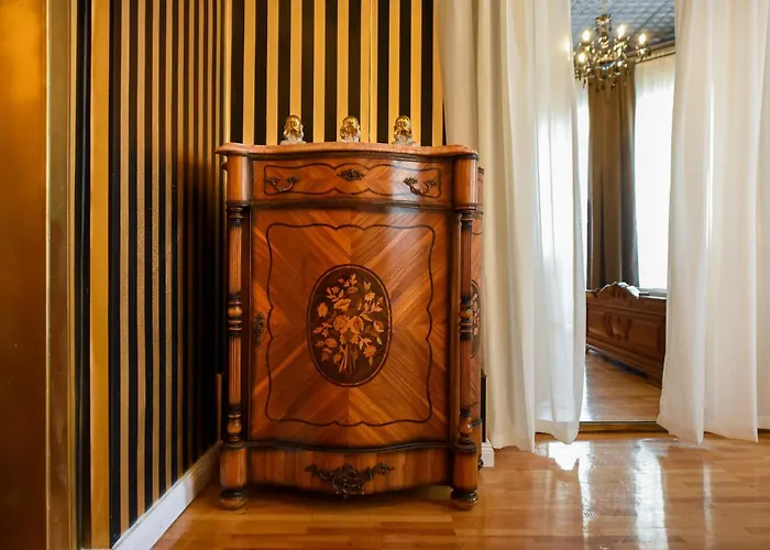 Centrally Located 2br With Balcony & Unique Design