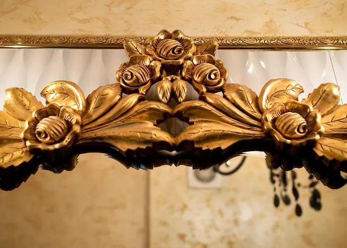 아파트 Centrally Located 2br With Balcony & Unique Design *