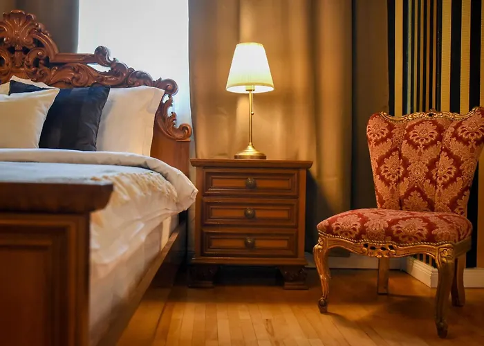 Apartman Centrally Located 2br With Balcony & Unique Design Bukarest