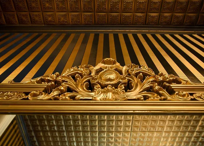 Centrally Located 2br With Balcony & Unique Design 布加勒斯特