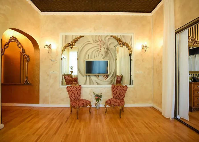 شقة Centrally Located 2br With Balcony & Unique Design *