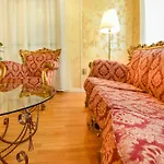 شقة Centrally Located 2br With Balcony & Unique Design *