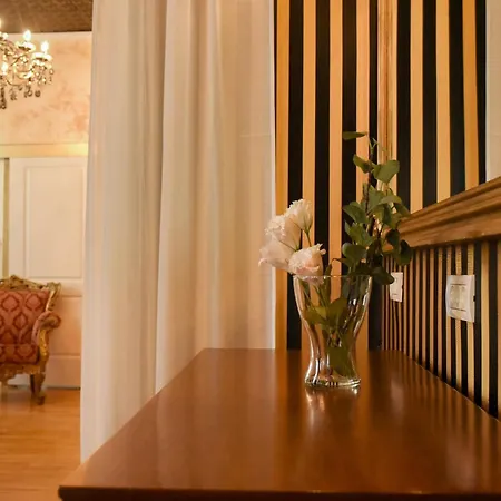 Centrally Located 2br With Balcony & Unique Design Apartment