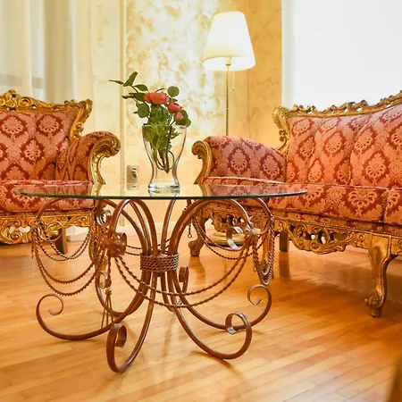 Centrally Located 2br With Balcony & Unique Design Apartment