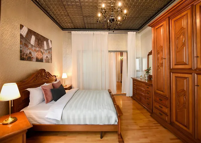 Appartamento Centrally Located 2br With Balcony & Unique Design